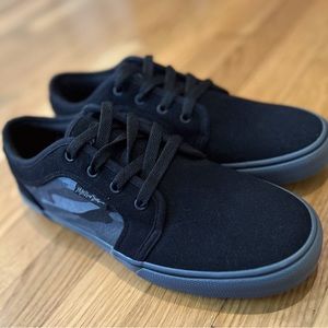 Maui and Sons Men’s Shoes